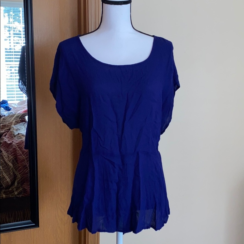 Hi-lo babydoll style top